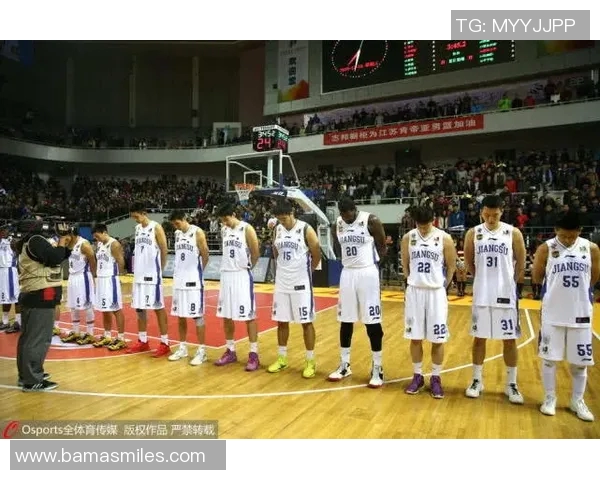 南京排球队的反击革新之路:重塑战术与团队精神的全新探索 南京排球队的反击革新之路:重塑战术与团队精神的全新探索