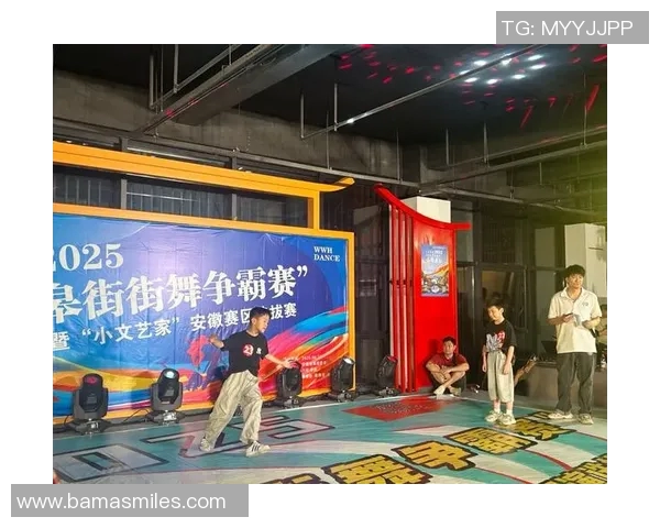 南京街舞队灵活性探秘：舞动城市节奏与青春活力的完美结合