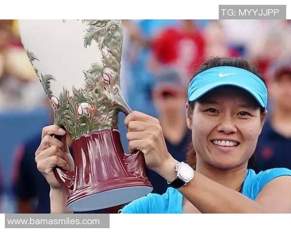 吴秀英专访：追忆网球生涯的辉煌与挑战