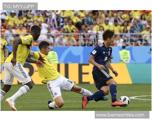 哥伦比亚与日本实时对决精彩回顾与赛况分析