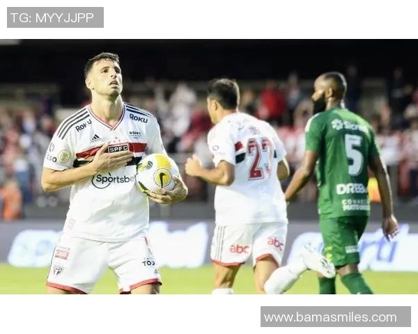 巴拉纳与布拉干激战正酣谁能在这场较量中笑到最后