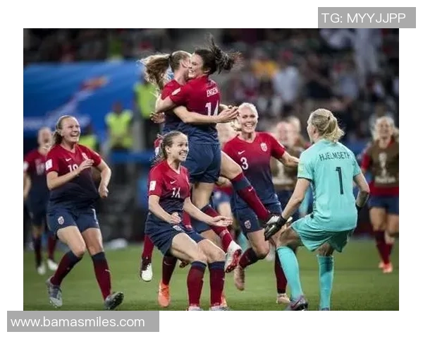 挪威女足与英格兰女足激战正酣比分揭晓引发热议