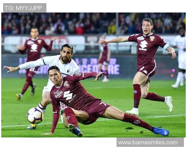 沙特阿拉伯与秘鲁的激烈对决展现足球魅力与文化碰撞 沙特阿拉伯与秘鲁的激烈对决展现足球魅力与文化碰撞