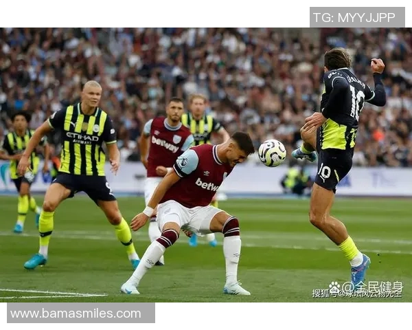 激情对决曼城迎战曼联足球直播精彩瞬间不容错过 激情对决曼城迎战曼联足球直播精彩瞬间不容错过