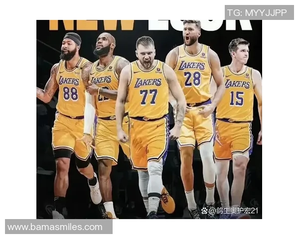 湖人对雷霆精彩对决回放分析及比赛亮点回顾