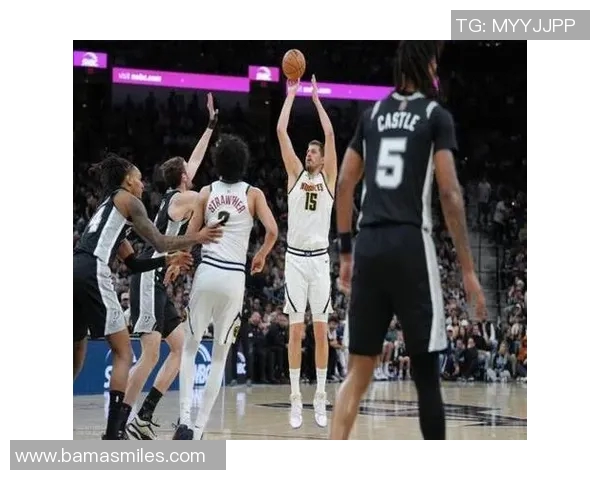 湖人队以124分战胜掘金队展现强大实力再度引发球迷热议