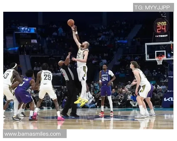 黄蜂与步行者精彩对决全场录像回放分析与精彩瞬间回顾 黄蜂与步行者精彩对决全场录像回放分析与精彩瞬间回顾